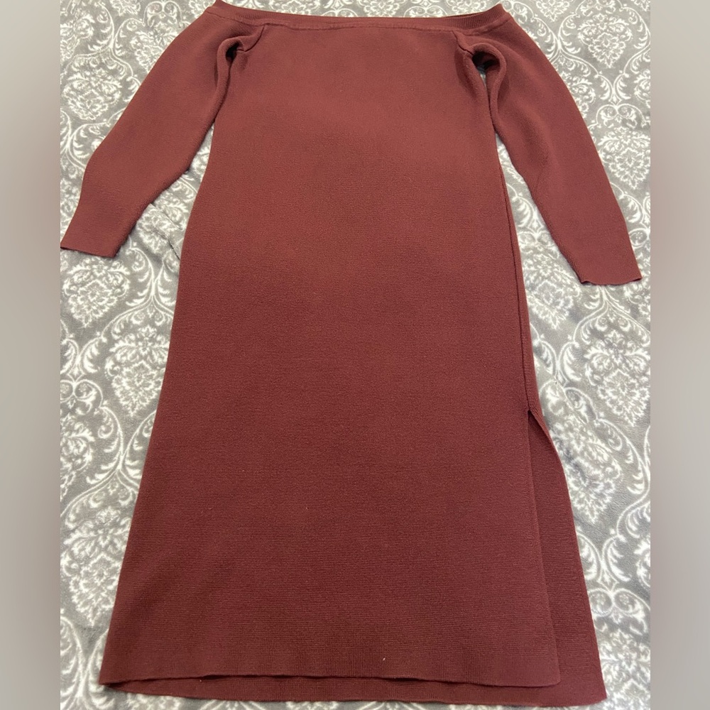 Abercrombie & Fitch Off Shoulder Burgundy Sweater Dressa